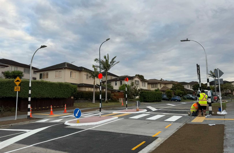 Valderama Drive crossing. 