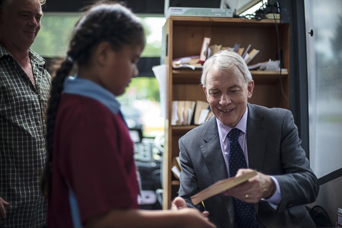 Mobile libraries Mayor Visit 1.jpg