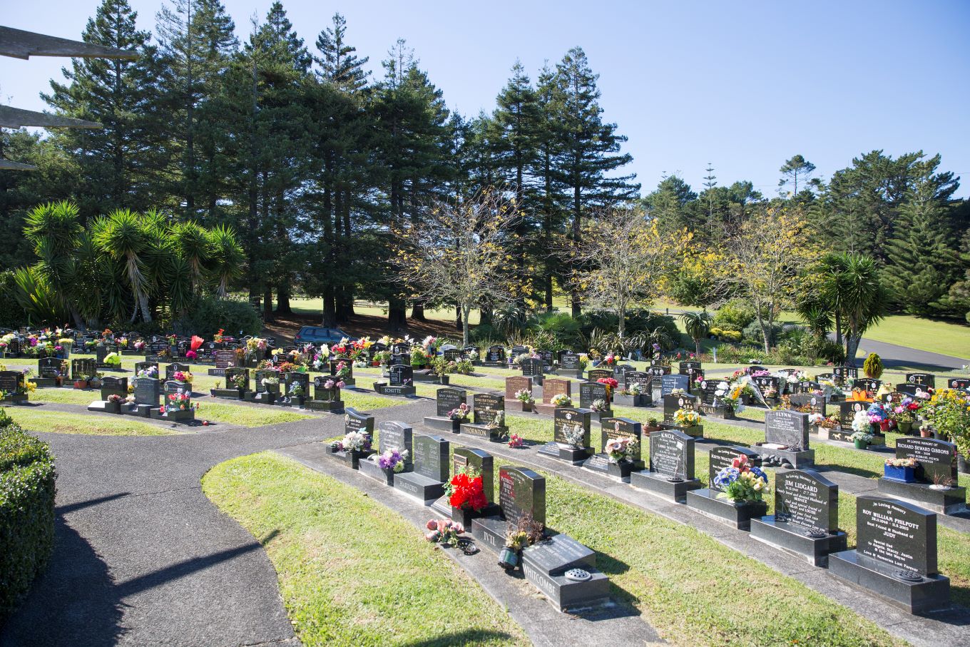 Manukau Memorial Gardens image.