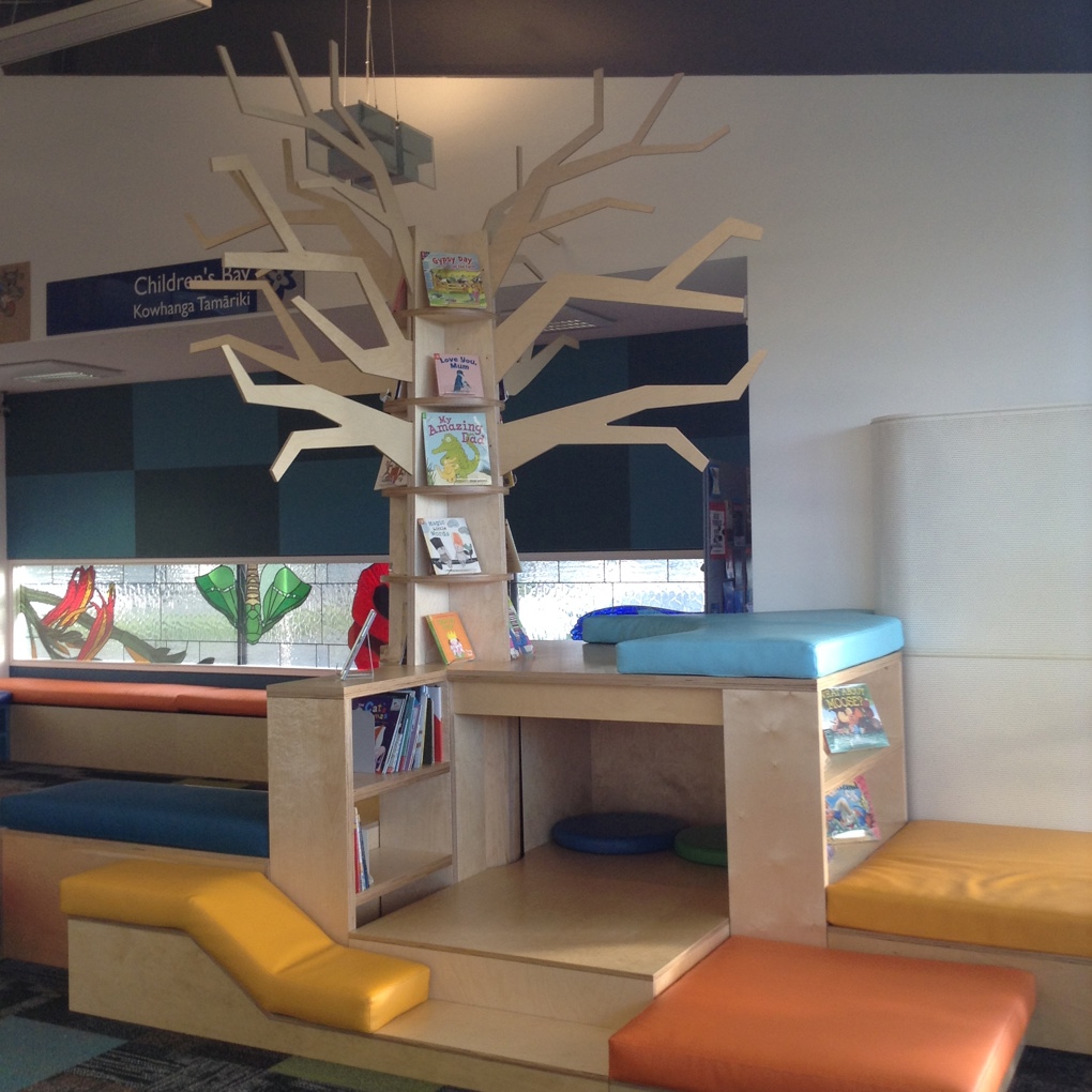 New Lynn library 3