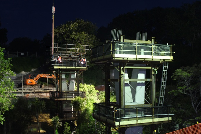 A night of heavy lifting on Waterview Shared Path (1)