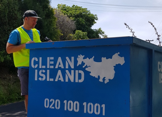 10 Ton Project diverts construction waste from landfill