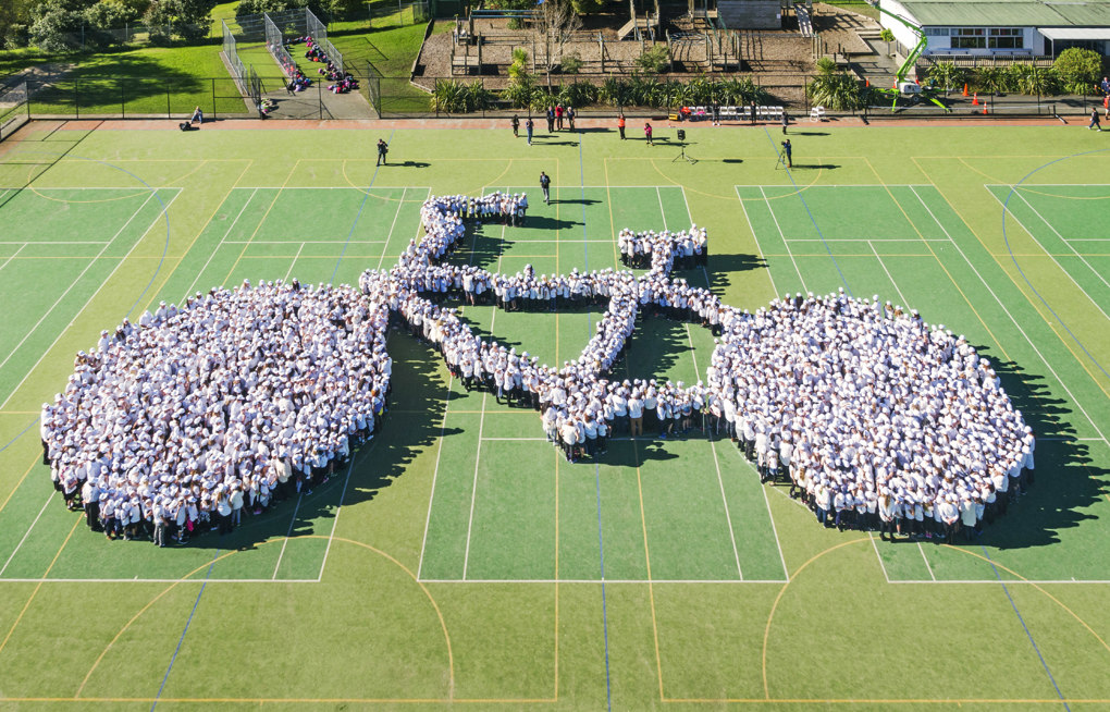 West Auckland kids claim GUINNESS WORLD RECORDS title