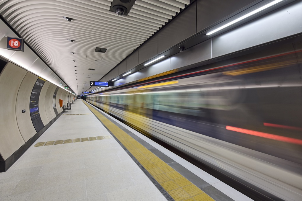 CRL moving through Karangahape Station