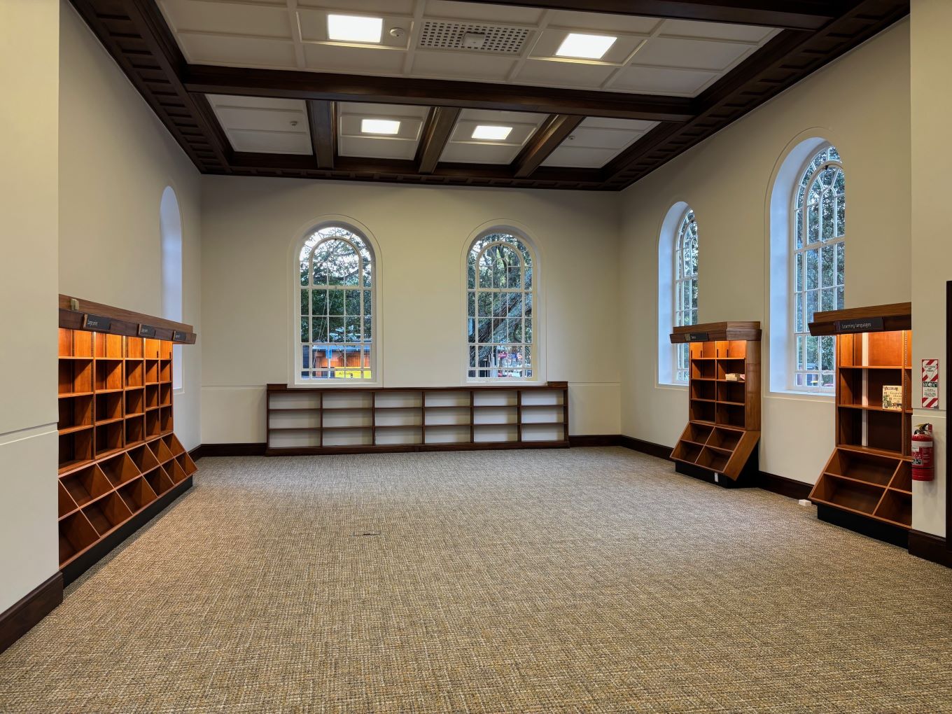 Remueray Library Large print area.