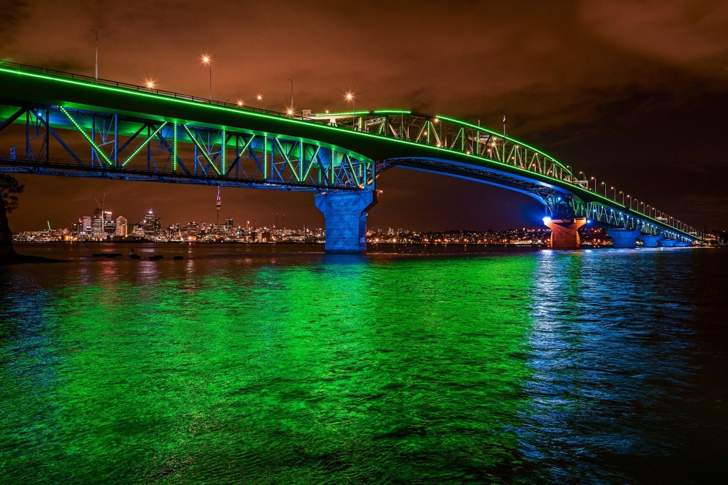 Waitangi Vector Lights 5