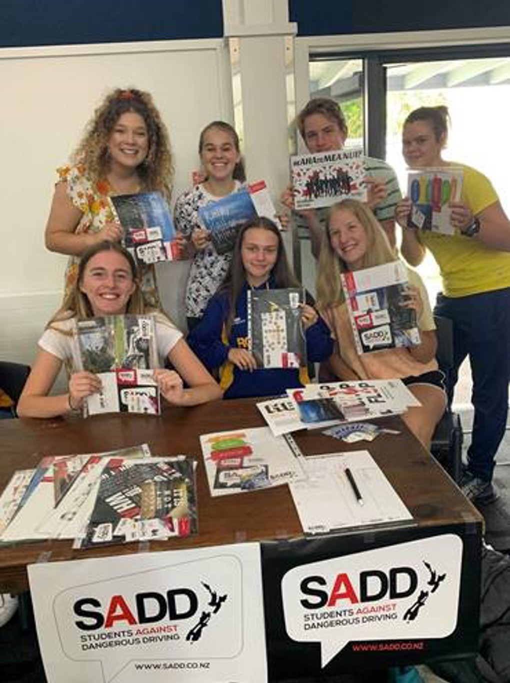 Students take a stand against dangerous driving (1)