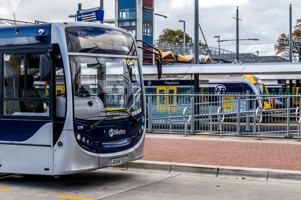 Papakura Bus And Train