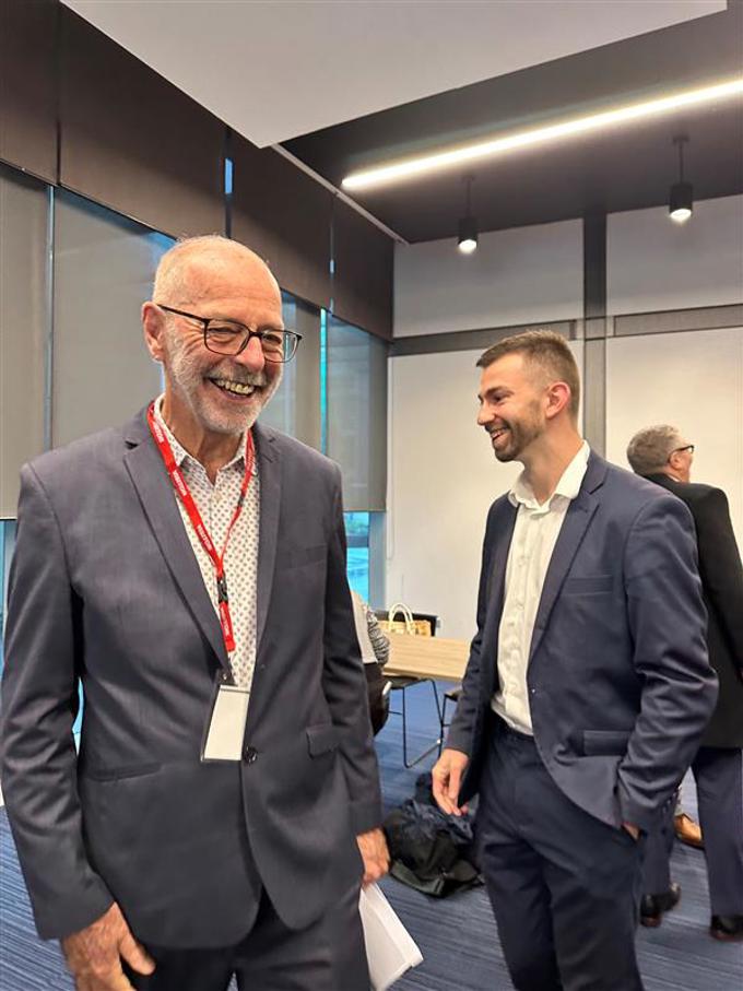 0E76aa3b 1C33 4B0d 8Ff8 D725209eadbf