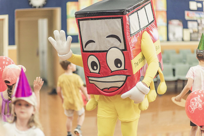 walking school bus 1