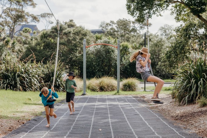 Seven Destination Parks Image 1