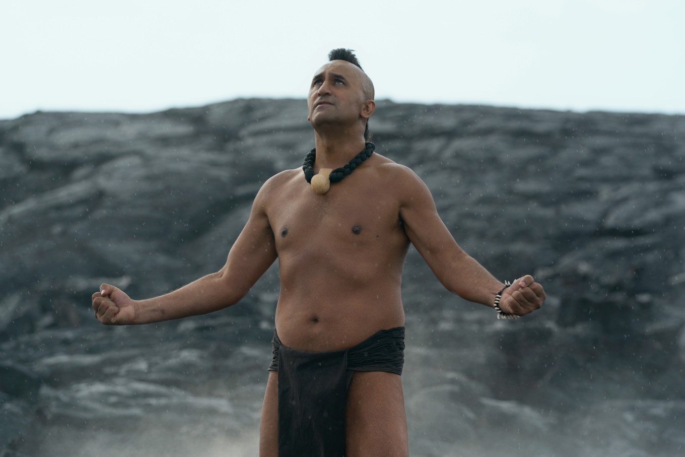 Cliff Curtis in the tv show Chief of War. 