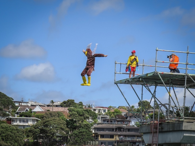 Plentyoffancybutnoflight3