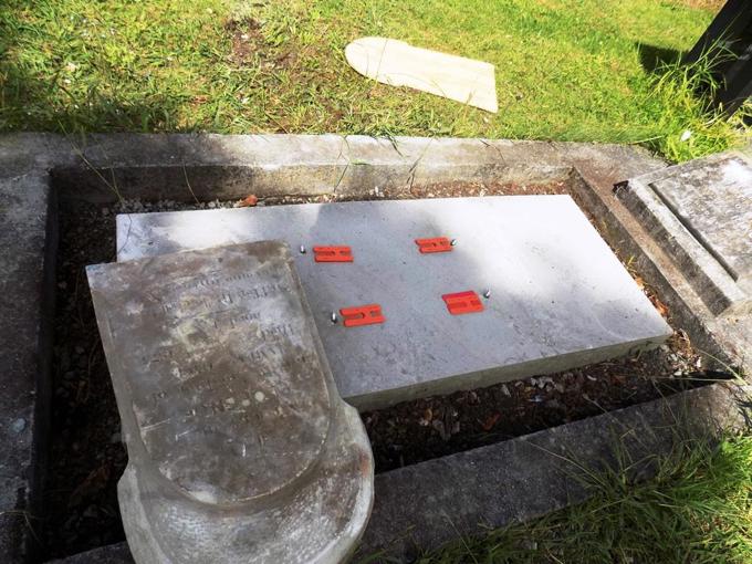 The mystery of Florence Owen's headstone (4)