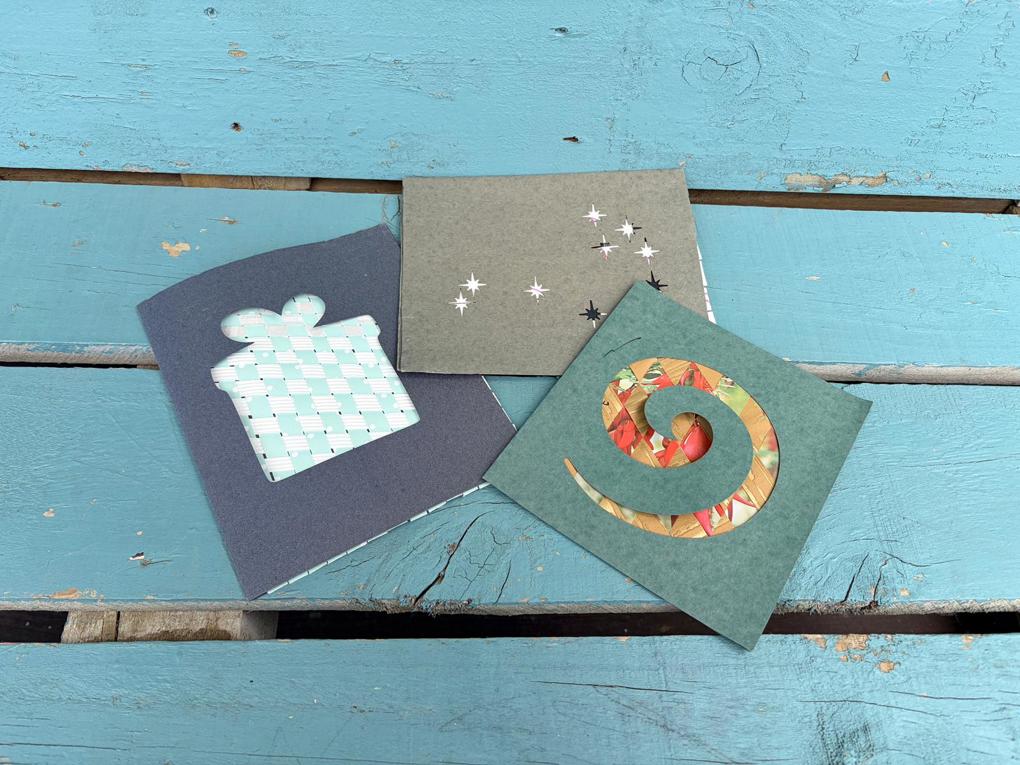 paper weaving card_cxm0ibap.jpg