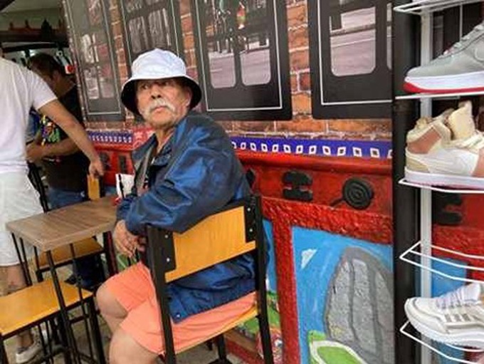 Response 75 Street Photography From Colombia, Chile And Aotearoa