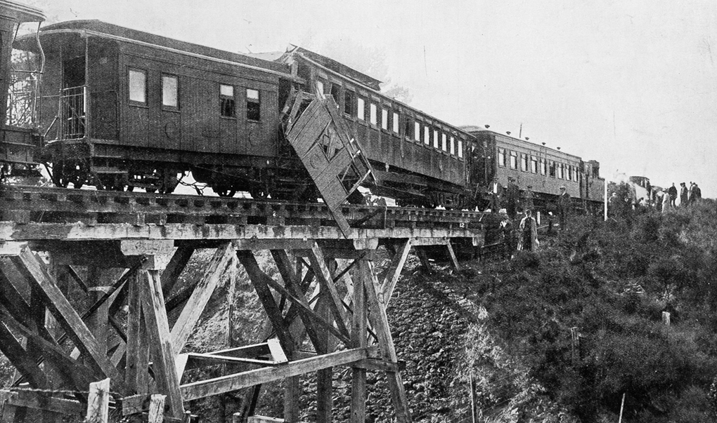 New Lynn rail bridge then