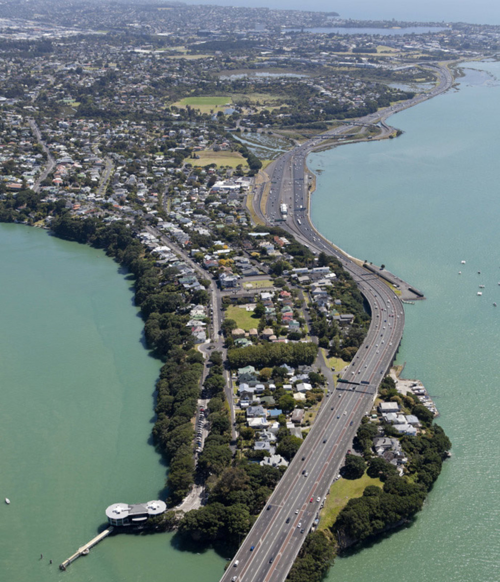 northern motorway bus lane changes