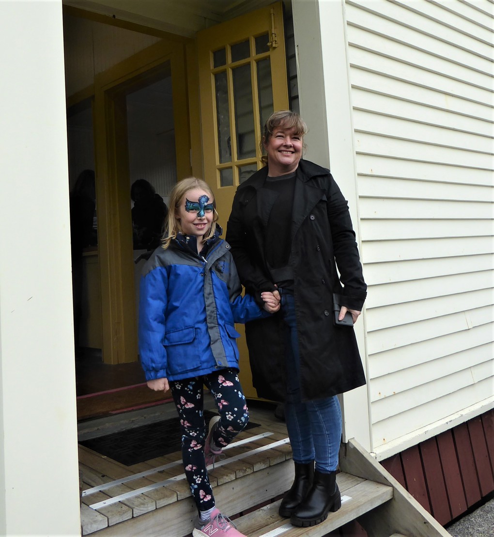 Piha school house 3
