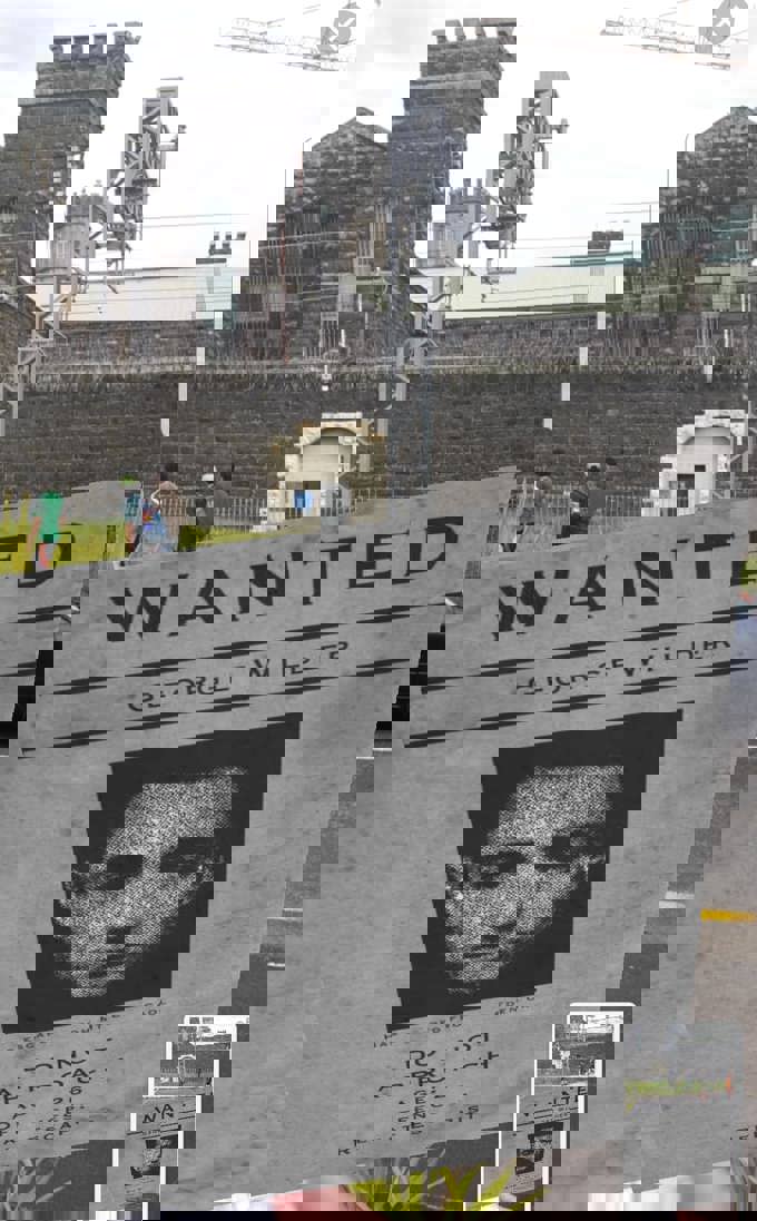 Step back in time with Auckland's augmented reality tour (2)