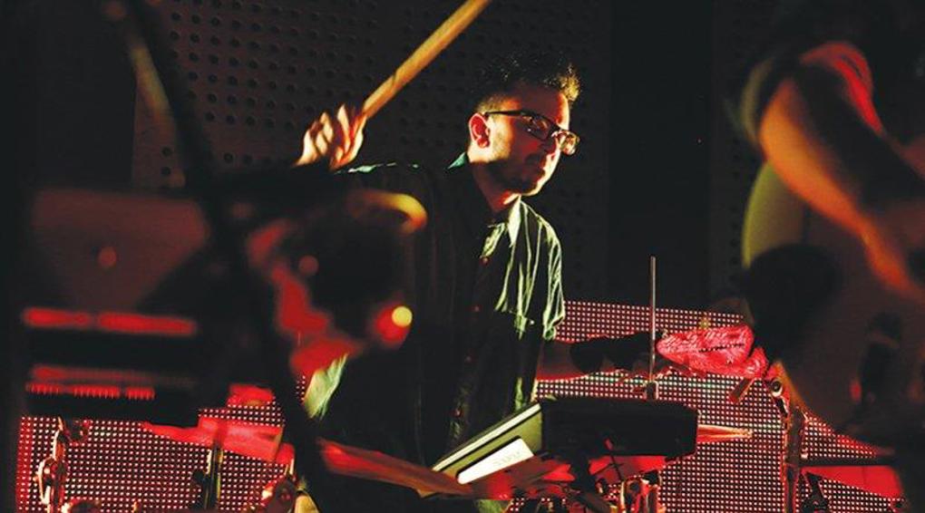 Feature - Get Yer Kit Off_ Swap Gomez - NZ Musician_b0zn344i.jpg