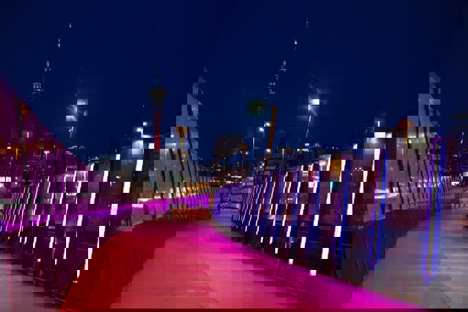 Kahukura Taawhana Ki Te Rangi He Poro Whakahakoko