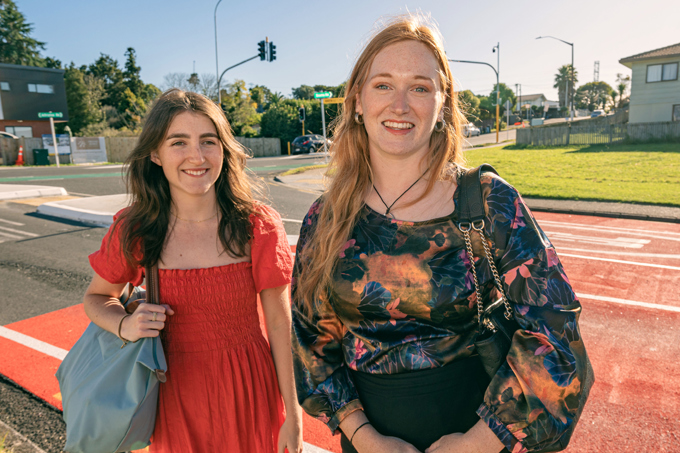 J008463 AT Safe Speeds