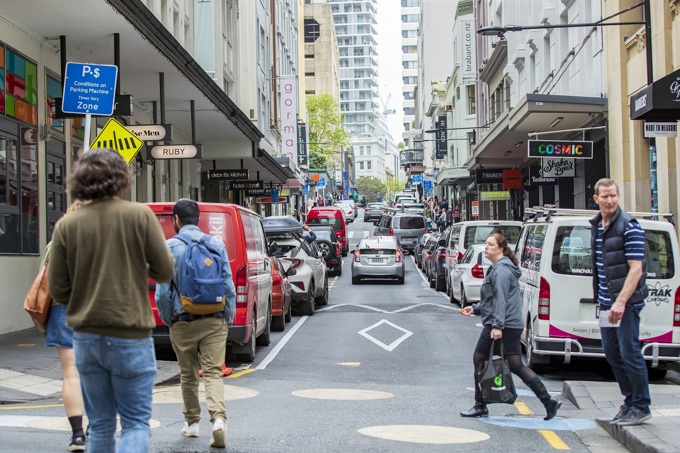 More feet for High Street (2)